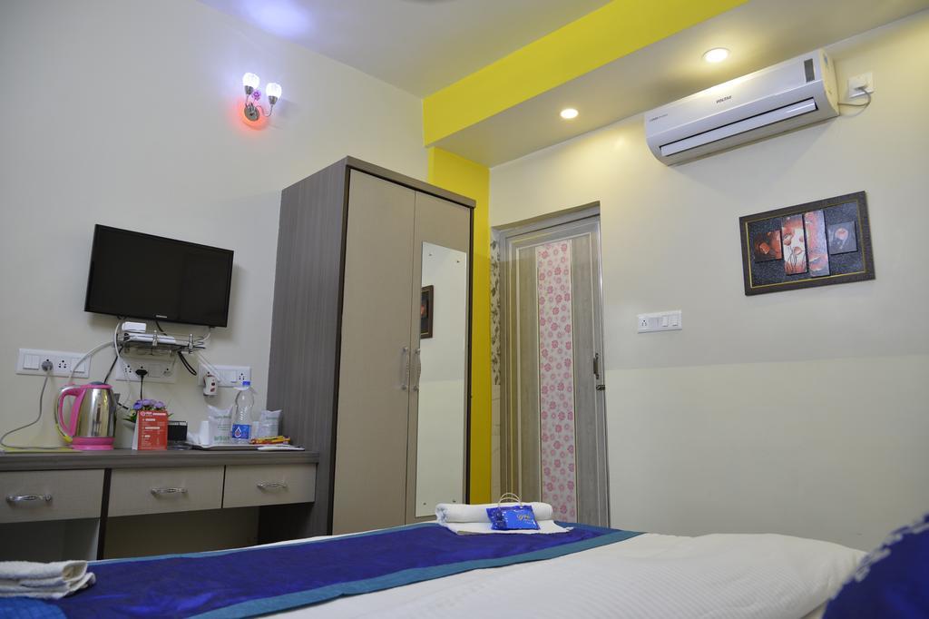 Ghosh Villa Guest House Kolkata Exterior photo