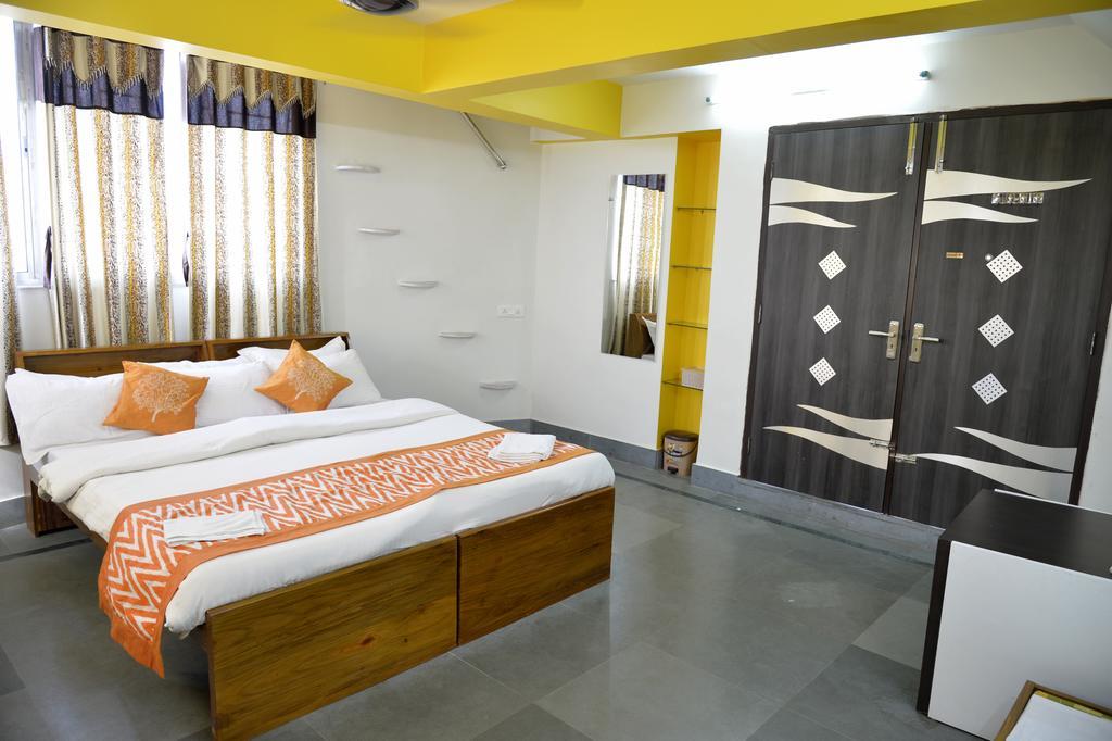 Ghosh Villa Guest House Kolkata Exterior photo