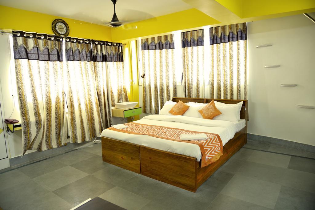 Ghosh Villa Guest House Kolkata Exterior photo