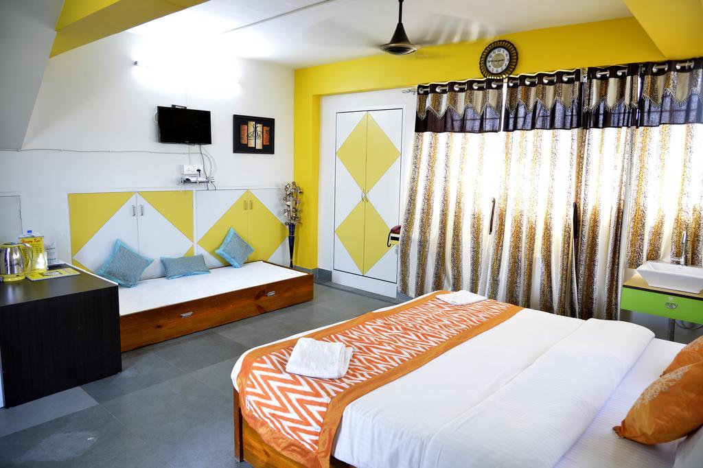 Ghosh Villa Guest House Kolkata Exterior photo